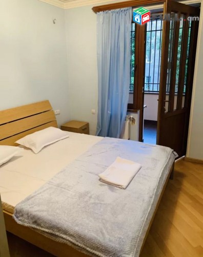 Varcov e trvum 4 senyakanoc bnakaran Viktor Hambardzumyan poxocum