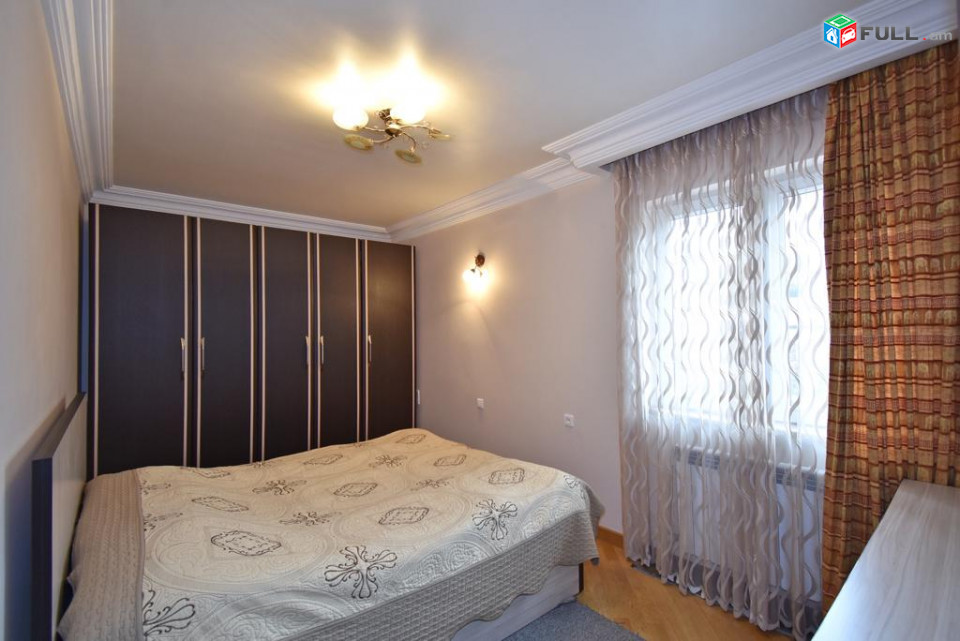 Varcov e trvum 4 senyakanoc bnakaran Sayat Nova poxocum