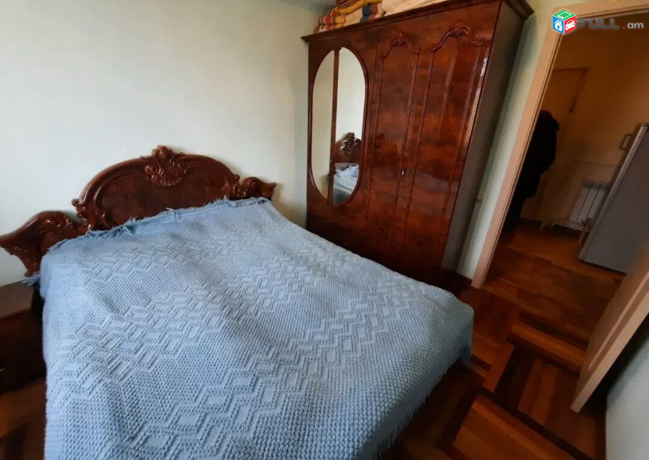 Varcov e trvum 2 senyakanoc bnakaran Halabyanum