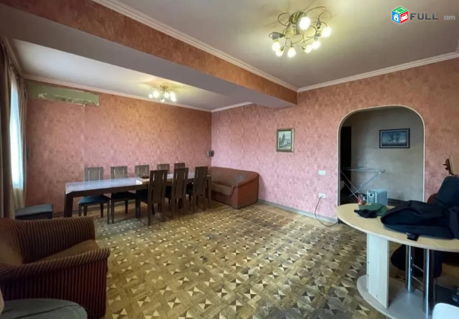 Vacharvum e 4 senyakanoc bnakaran Paronyan poxocum