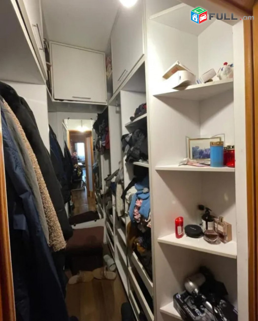 Vacharvum e 4 senyakanoc bnakaran Paronyan poxocum