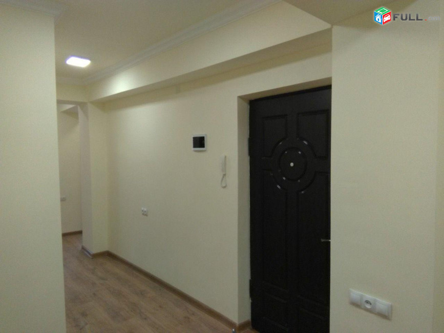 Varcov e trvum grasenyakayin taracq kentronum, Avag Petrosyan poxocum