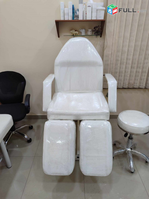 Pedikyuri ator / podologi atorr / ոտնահարդարի տապչան