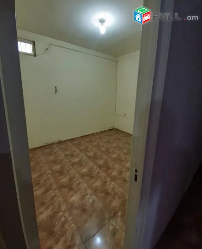 3րդ մասի հրապարակին մոտ արանձին շինություն, Varcov taracq 200 qm