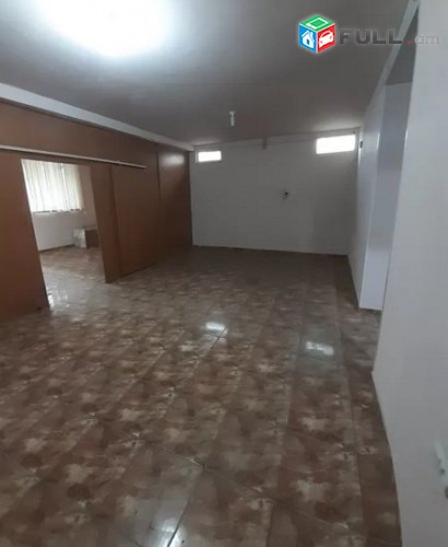 3րդ մասի հրապարակին մոտ արանձին շինություն, Varcov taracq 200 qm