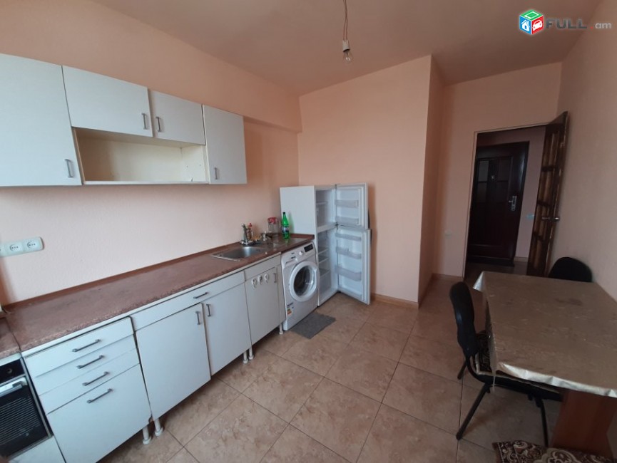 2 սենյականոց բնակարան Մոլդովական փողոցում, 60 ք.մ., 5/10 հարկ, կապիտալ վերանորոգված, քարե շենք