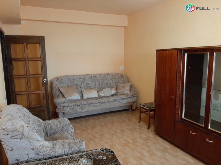 2 սենյականոց բնակարան Մոլդովական փողոցում, 60 ք.մ., 5/10 հարկ, կապիտալ վերանորոգված, քարե շենք