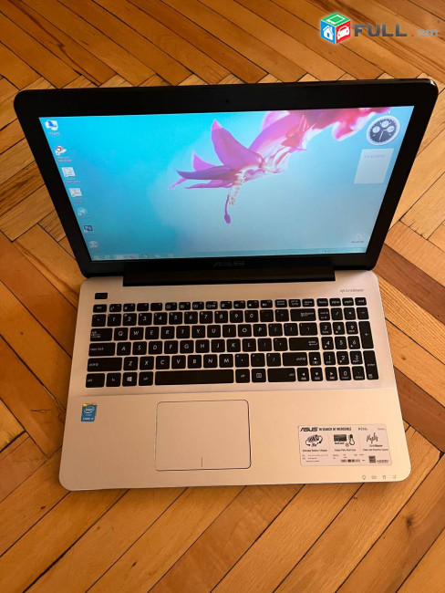 Asus R556L Series