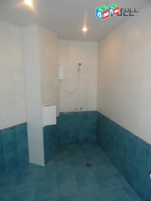 Վաճառվում է 4 սենյականոց բնակարան