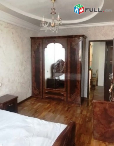Վարձով 4 սենյականոց բնակարան Հր. Քոչարի փողոցում