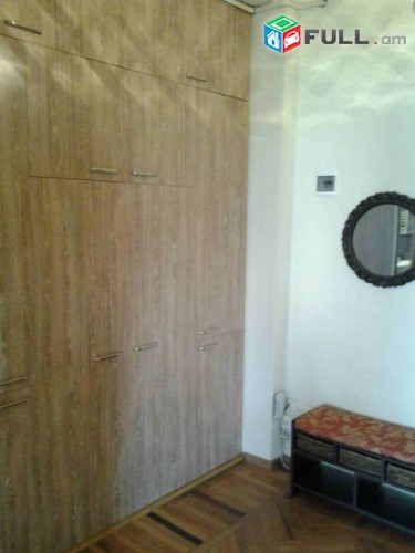 Օրավարձով 1 (ձևափոխած 2-ի) սենյականոց բնակարան Խանջյանի փողոցում