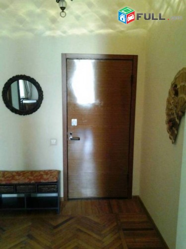 Օրավարձով 1 (ձևափոխած 2-ի) սենյականոց բնակարան Խանջյանի փողոցում