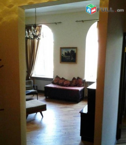 Օրավարձով 1 (ձևափոխած 2-ի) սենյականոց բնակարան Խանջյանի փողոցում