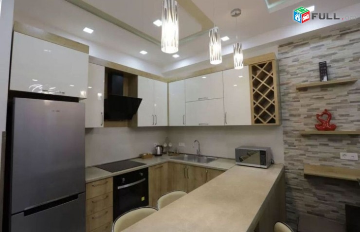 Օրավարձով 2 սենյականոց բնակարան Նալբանդյան փողոցում