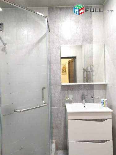Օրավարձով 3 սենյականոց բնակարան Տերյան փողոցում