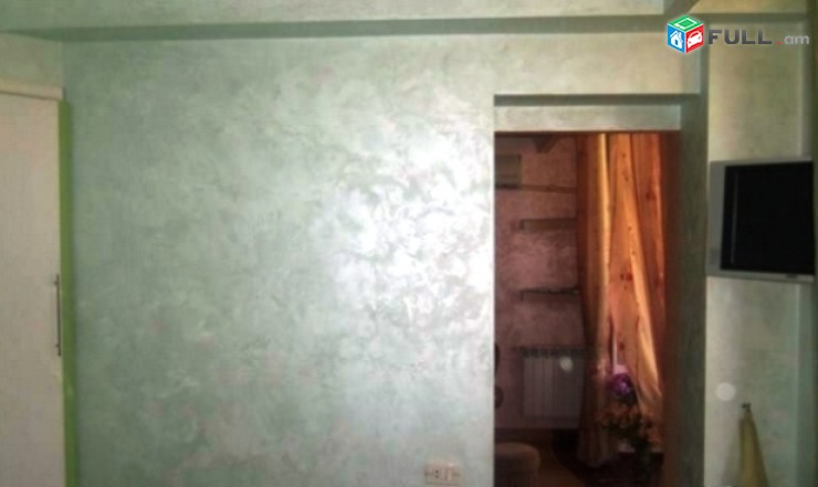 Օրավարձով 1 (ձևափոխած 2-ի) սենյականոց բնակարան Մաշտոցի պողոտայում