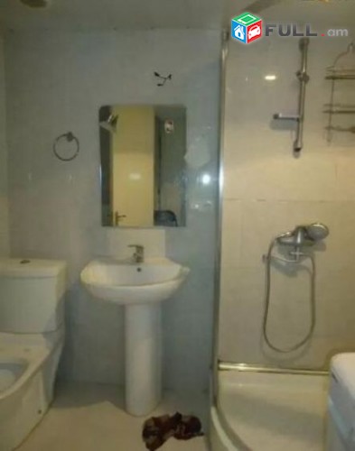 Օրավարձով 2 սենյականոց բնակարան Քեռու փողոցում