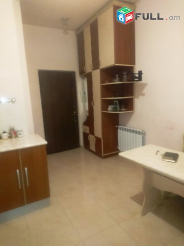 Վարձով 2 (ձևափոխած 3-ի) սենյականոց բնակարան Խորենացու փողոցում