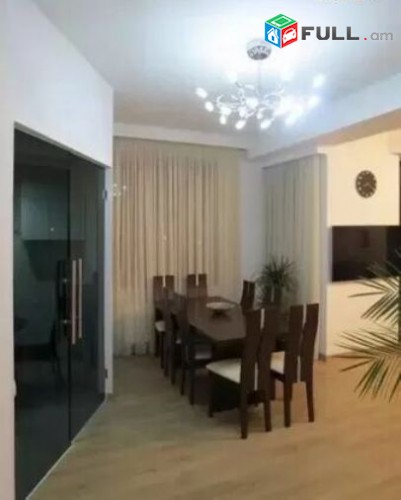 Վարձով 3 սենյականոց բնակարան Նար–Դոսի փողոցում, 100մք