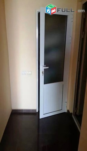 1 (ձևափոխած 3-ի) սենյականոց բնակարան Ռոմանոս Մելիքյանի փողոցում