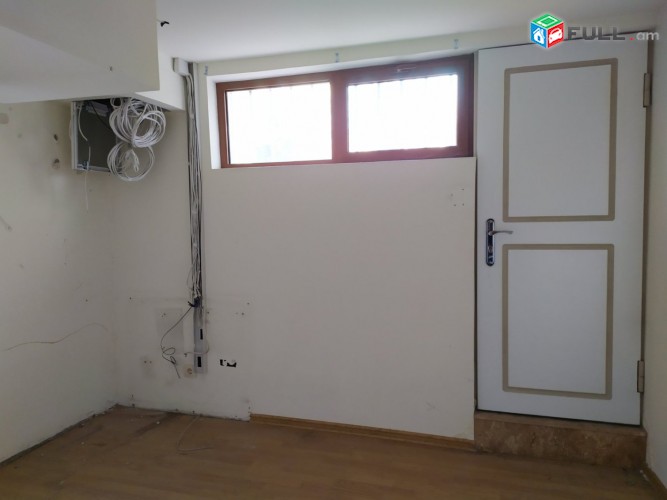 Կոմերցիոն տարածք Թումանյան փողոցում, 80մք