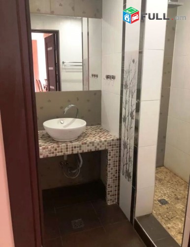 Վարձով 3 սենյականոց բնակարան Դավիթաշենում, (Միկոյան փողոց)