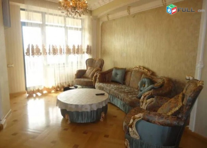 Օրավարձով 3 սենյականոց բնակարան Վարդանանց փողոցում