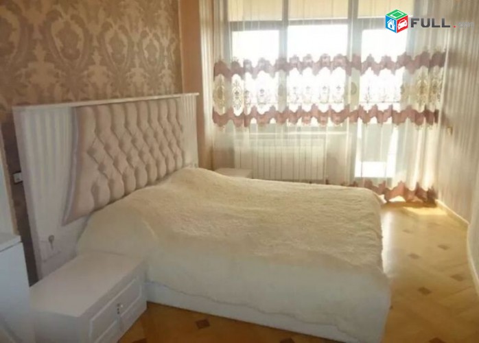 Օրավարձով 3 սենյականոց բնակարան Վարդանանց փողոցում