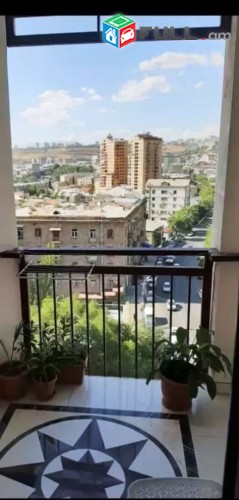 Վարձով 3 սենյականոց բնակարան Չարենցի փողոցում, 76մք