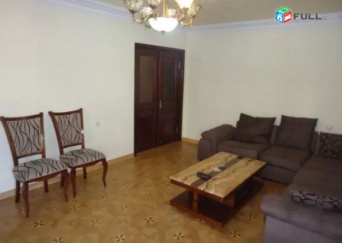Վարձով 3 սենյականոց բնակարան Պուշկինի փողոցում