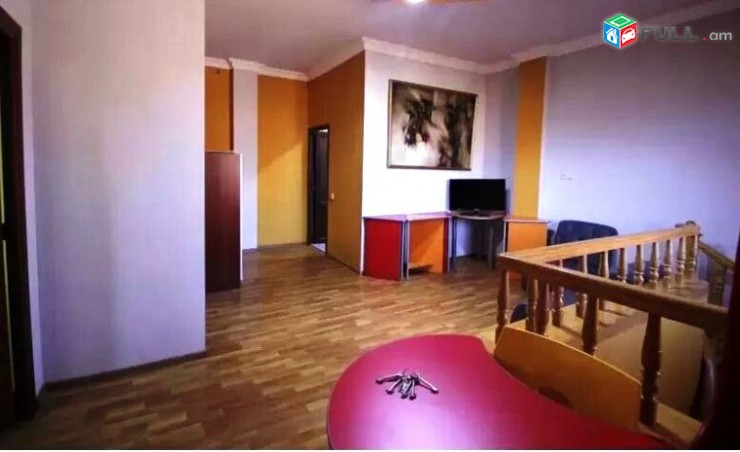 Վարձով գրասենյակային (օֆիսային), կոմերցիոն տարածք Կիևյան փողոցում, 400քմ
