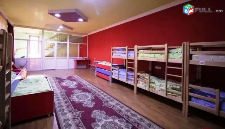 Վարձով գրասենյակային (օֆիսային), կոմերցիոն տարածք Կիևյան փողոցում, 400քմ
