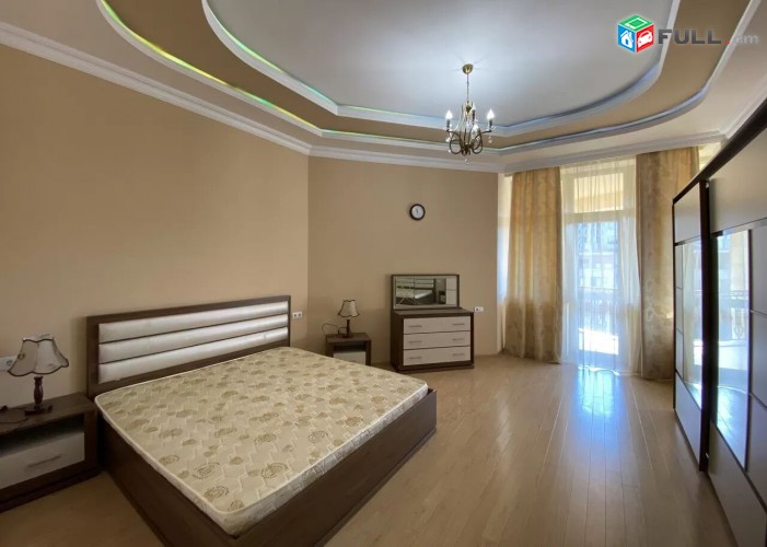 Օրավարձով 3 սենյականոց շքեղ բնակարան Հյուսիսային պողոտայում
