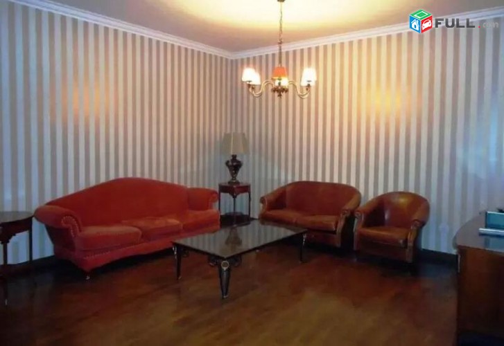 Օրավարձով 3 սենյականոց բնակարան Հյուսիսային պողոտայում
