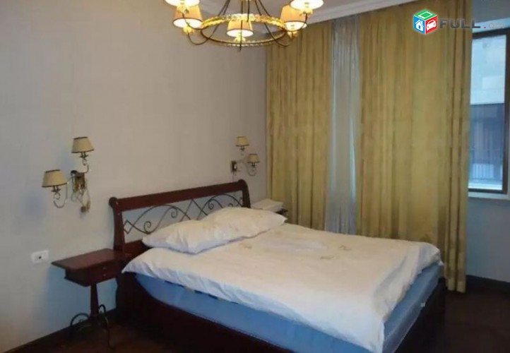 Օրավարձով 3 սենյականոց բնակարան Հյուսիսային պողոտայում