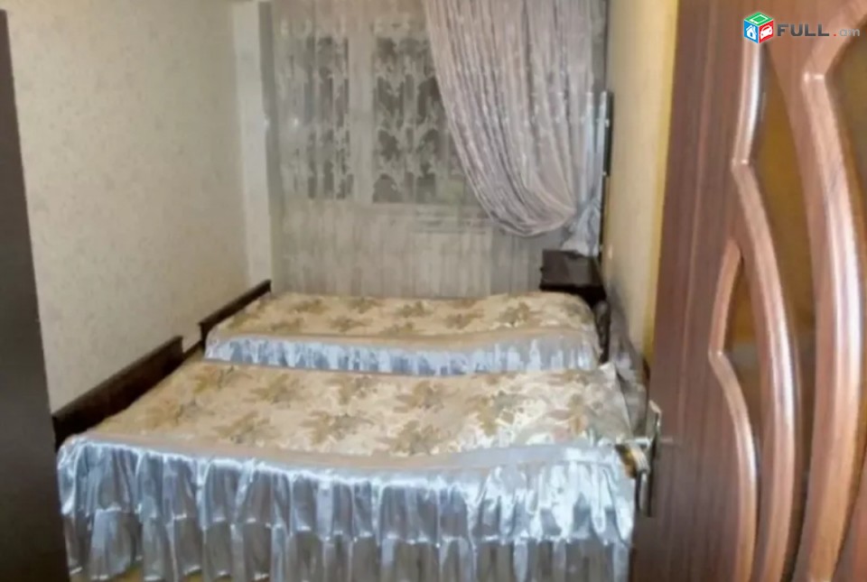 Վարձով 3 (ձևափոխած 4-ի) սենյականոց բնակարան Վարդանանց փողոցում