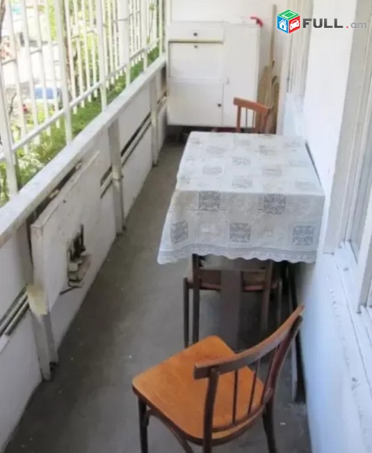 Վարձով 3 (ձևափոխած 4-ի) սենյականոց բնակարան Վարդանանց փողոցում