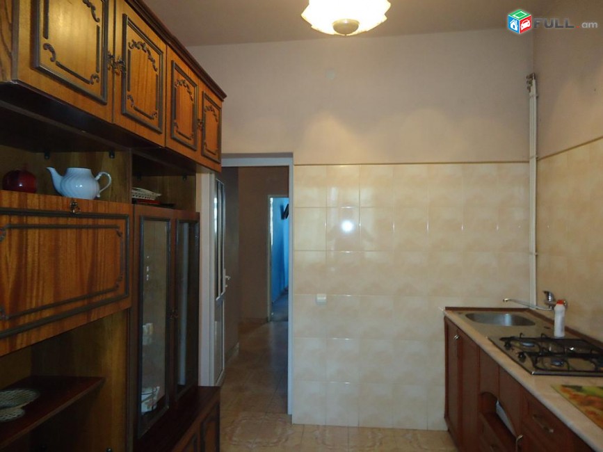 Վարձով 3 սենյականոց բնակարան Կասկադում
