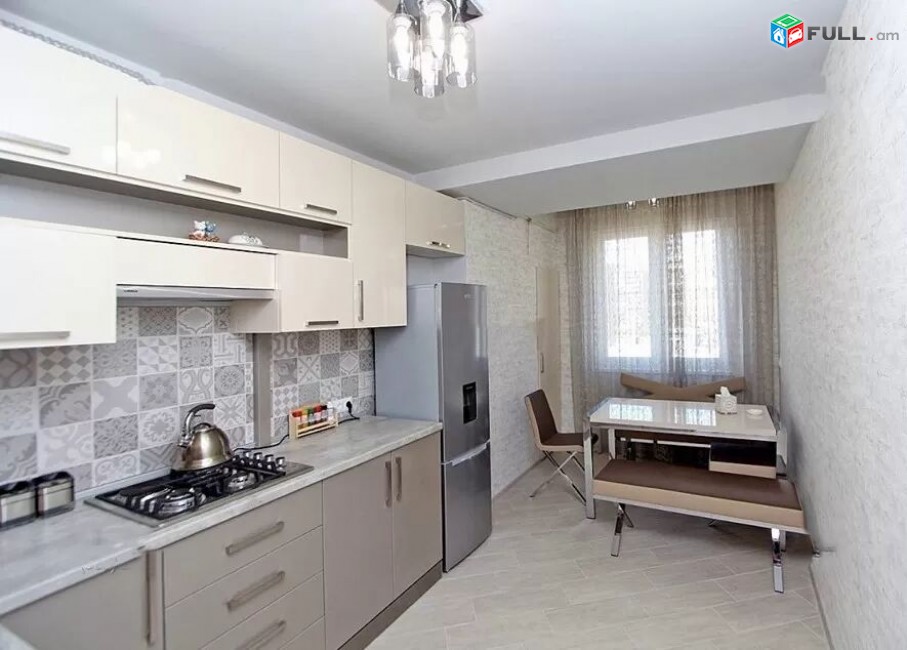 Օրավարձով 3 սենյականոց բնակարան Ե. Կողբացու փողոցում