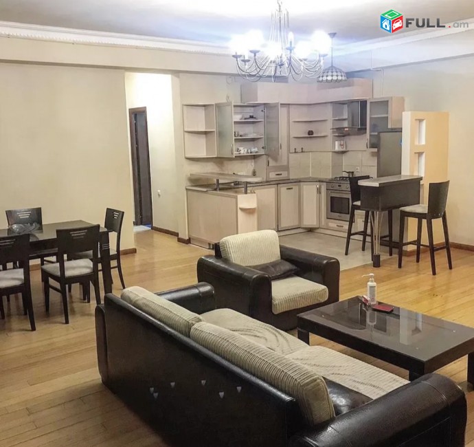Օրավարձով 3 սենյականոց բնակարան Բուզանդի փողոցում