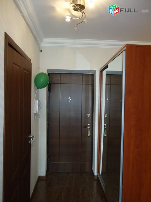Օրավարձով 2 սենյականոց բնակարան Աբովյան փողոցում