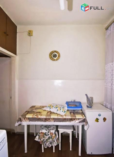 1 սենյականոց բնակարան Զարյան փողոցում