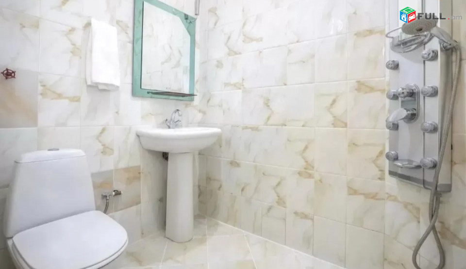 Օրավարձով 4 սենյականոց բնակարան Ամիրյան փողոցում
