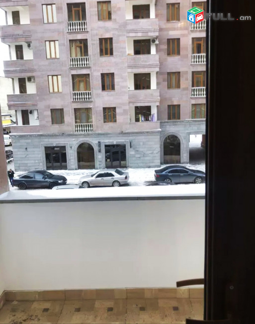 Վարձով 2 սենյականոց բնակարան Երազ թաղամասում