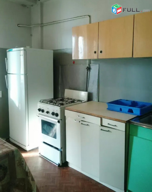 Վարձով 2 (ձևափոխած 3-ի) սենյականոց բնակարան Ագաթանգեղոսի փողոցում