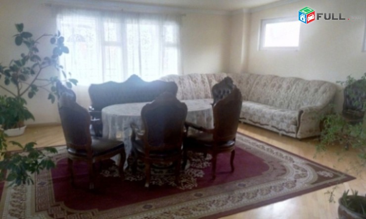 Վարձով 8+ սենյականոց հոսթել (առանձնատուն) Այգեստան 11-րդ փողոցում