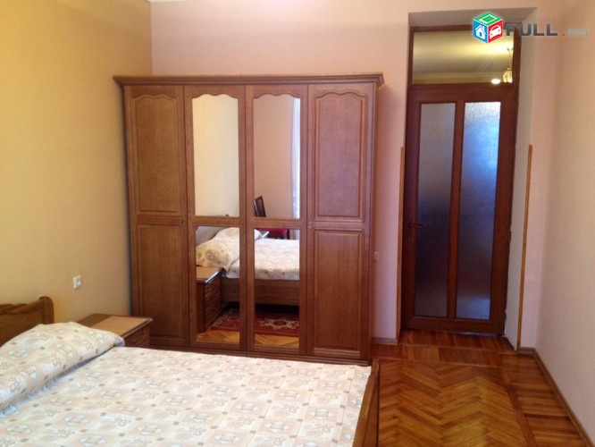 Վարձով 2 (ձևափոխած 3-ի) սենյականոց բնակարան Կասկադի մոտ