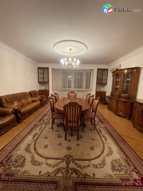 Վարձով 3 սենյականոց բնակարան Զաքյան փողոցում