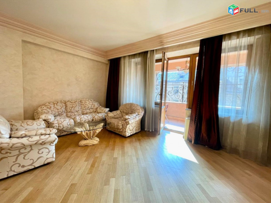 Օրավարձով 3 սենյականոց բնակարան Հյուսիսային պողոտայում 