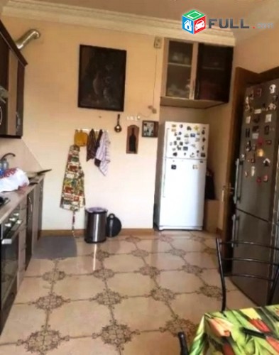 Օրավարձով 3 սենյականոց ընդարձակ բնակարան Տերյան փողոցում